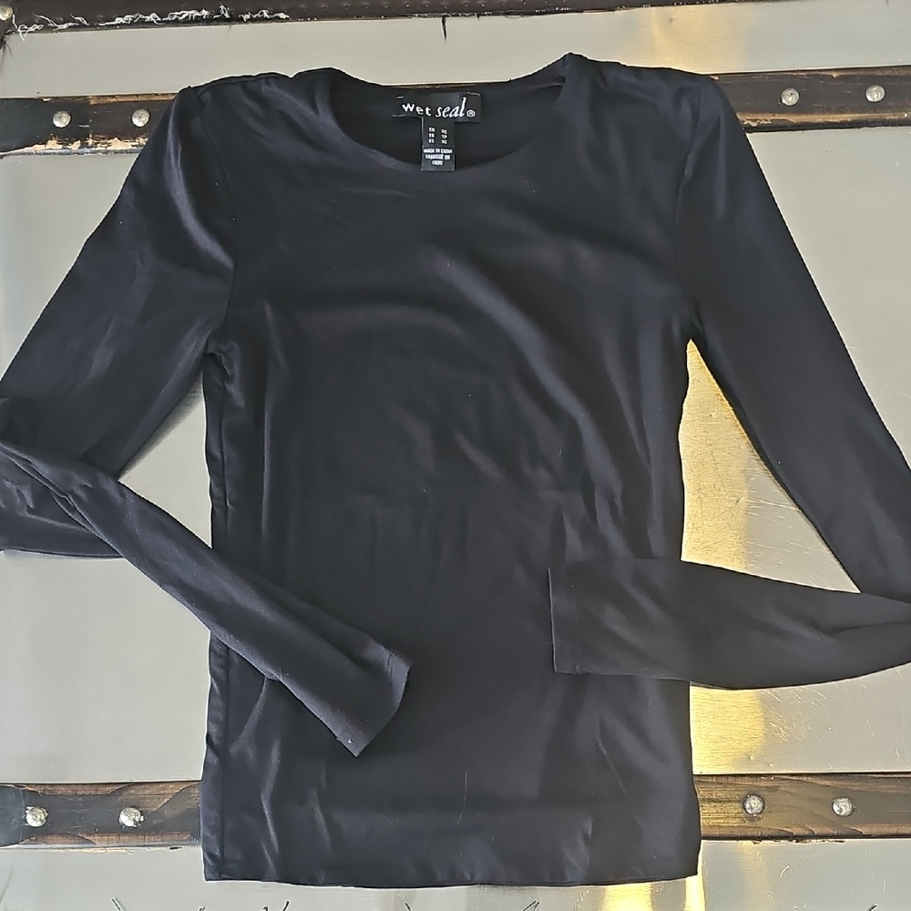Womans  XS Wet Seal Black Long Sleeve Tee